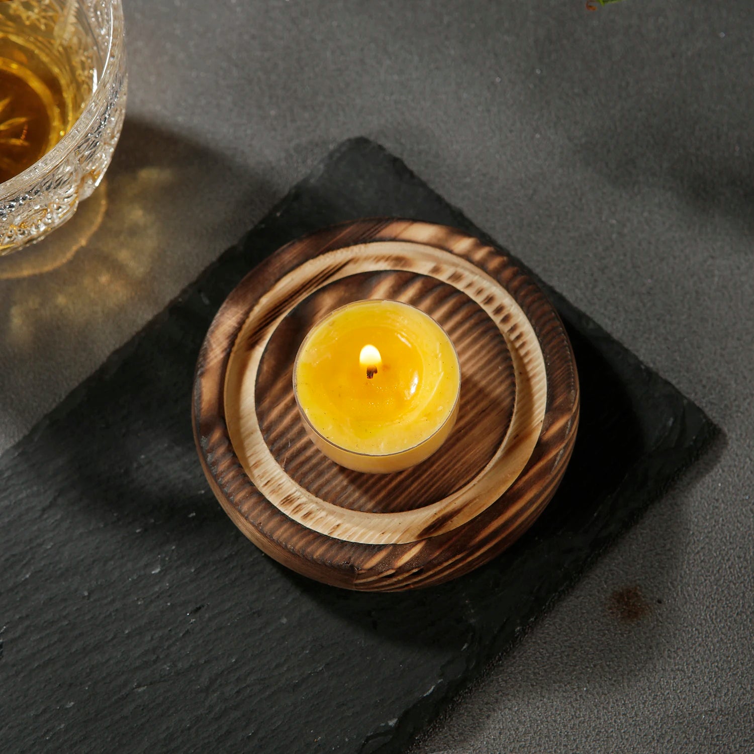 Aura Aroma-Diffusor | Sanfter Kräuter- und Harz-Wärmer